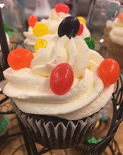 Load image into Gallery viewer, Cupcakes (Single) - Easter Pre-Order Only