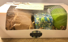 Load image into Gallery viewer, Cupcake Mix Gift Box - Snips and Snails
